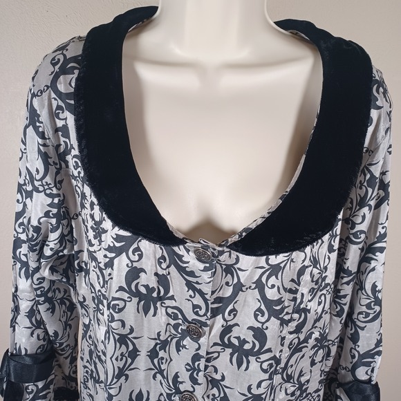 Funhouse Hot Topic Y2K Steampunk Whimsigoth Damask Lace Angel Sleeve Corset Top - Picture 8 of 9